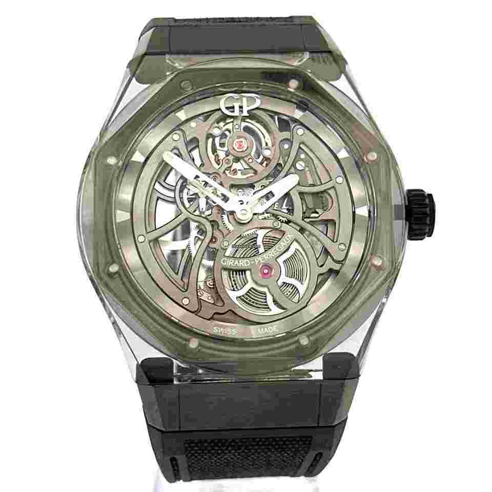 Girard Perregaux Laureato
Absolute Light & Shade Edition 81071-43-2022-1CX