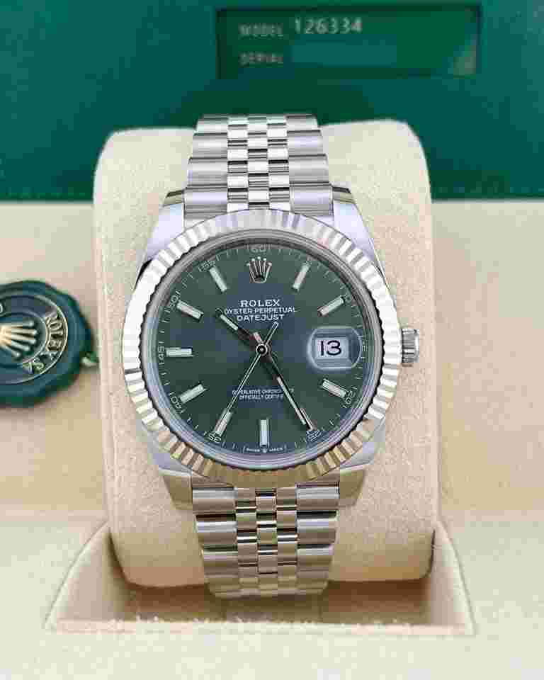 Rolex Datejust 41
In Stock 2024 Datejust 41 Mint Green Index Dial 126334 Jubilee Bracelet