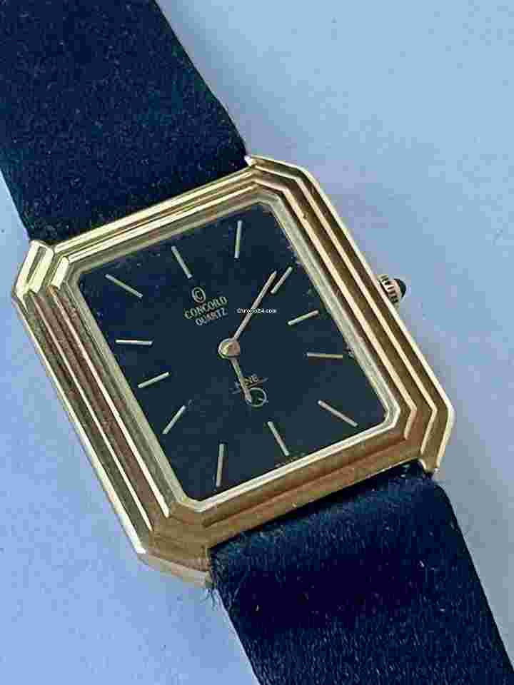 Concord
Nine Quartz Classic Dress Solid 14K Gold Blue Sapphire Crown Ultra Thin Swiss Made