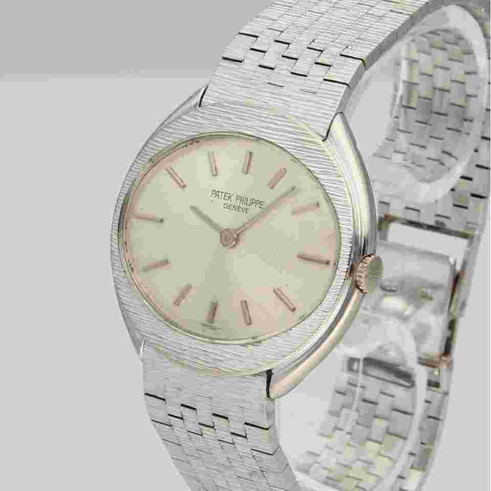 Patek Philippe Golden Ellipse
18K White Gold Vintage Watch Very RARE