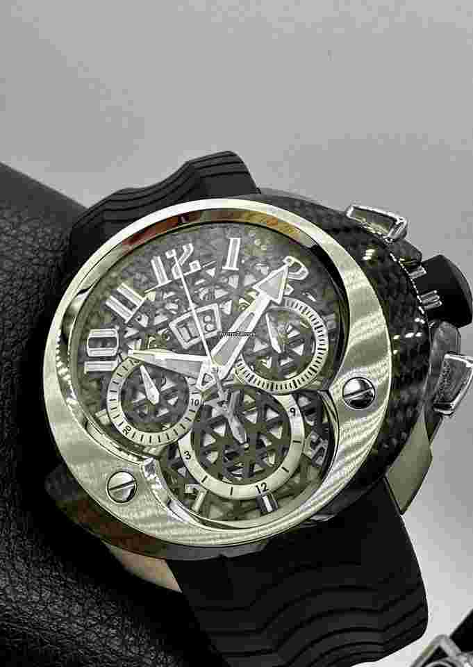 Franc Vila
COBRA CHRONO GRAND DATE 57MM X 45MM CARBON TITANIUM EVOS 8 FV-8E