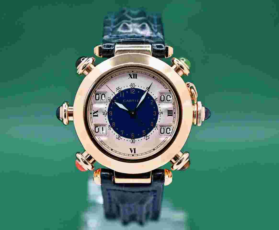 Cartier Pasha
Golf Edition 30010 Very Limited 18k Gold 38mm 2024 Cartier Service Box&Papers