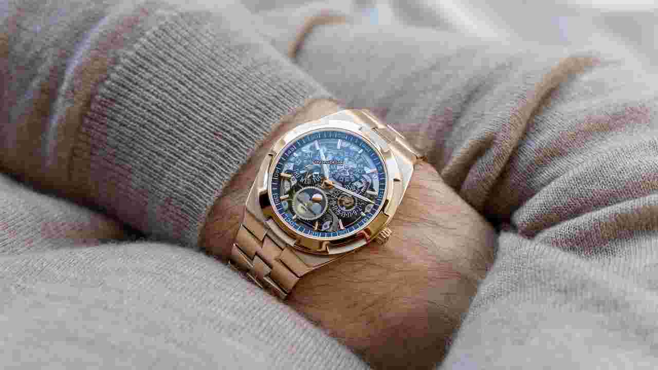 Vacheron Constantin Overseas
4300V Overseas Ultra-Thin Perpetual Calendar Skeleton Pink Gold