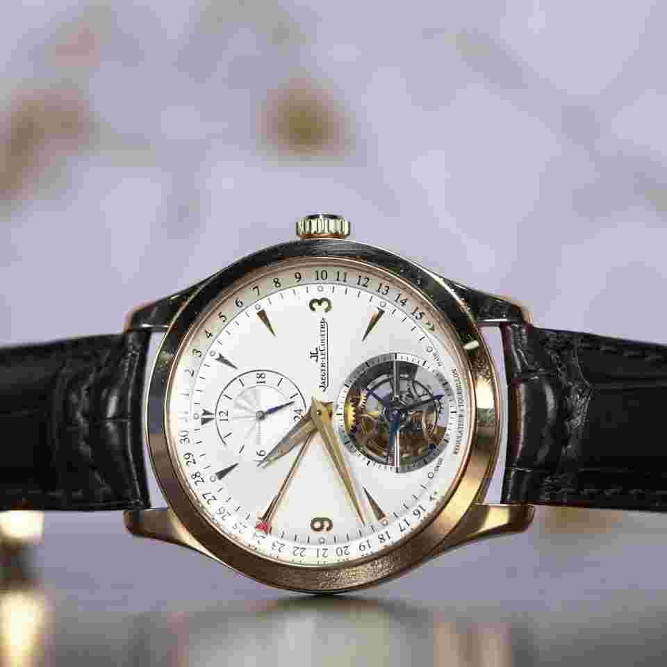 Jaeger-LeCoultre Master Tourbillon
MINT Master Tourbillon Rose Gold Silver Dial 42mm