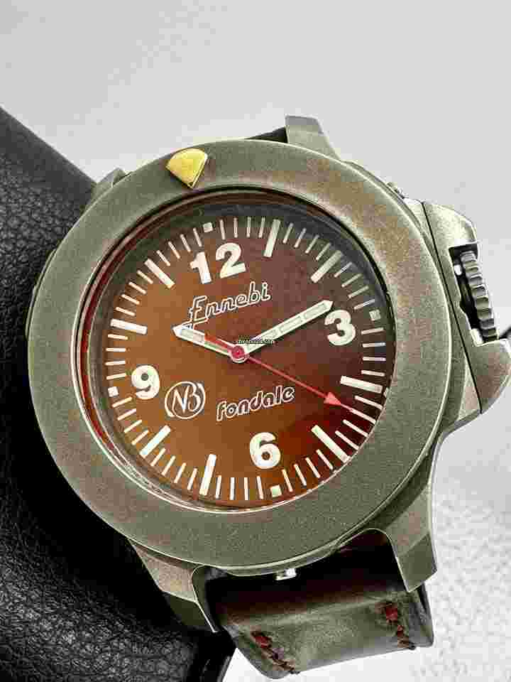 Ennebi
                           
                                 FONDALE 9640 TRIPLE LOGO ROOT BEER SWISS AUTOMATIC TITANIUM 47MM 1000M