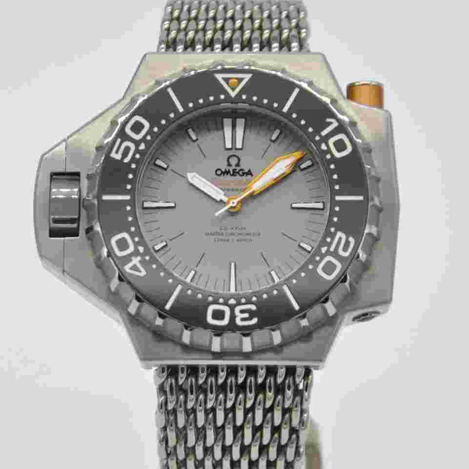 Omega Seamaster PloProf
Grey 1200m 55mm Automatic Titanium 227.90.55.21.99.001 Mesh