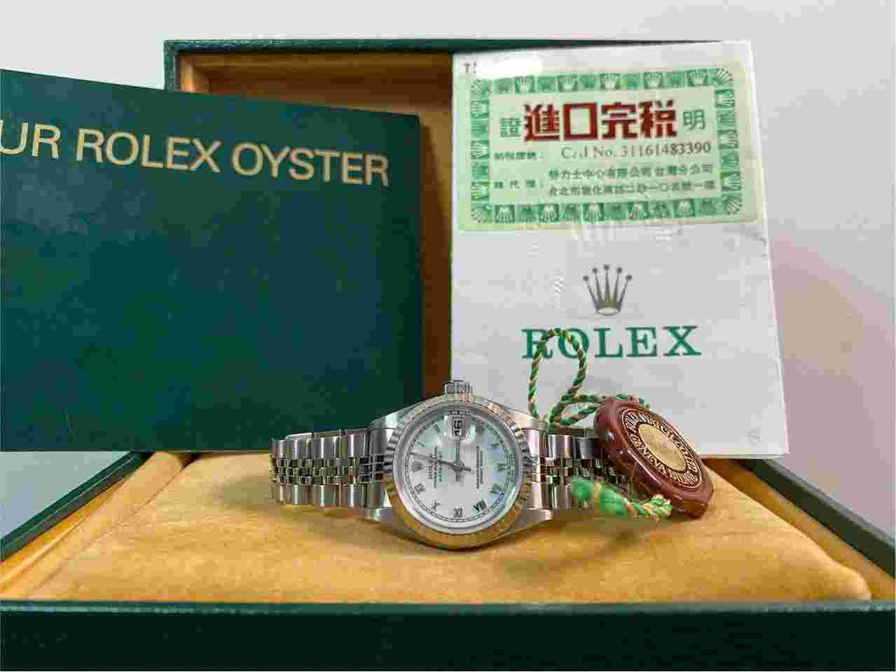 Rolex Lady-Datejust
Very Good Condition T serial Lady-Datejust Steel Jubilee White Roman Dial 69174 FULL SET