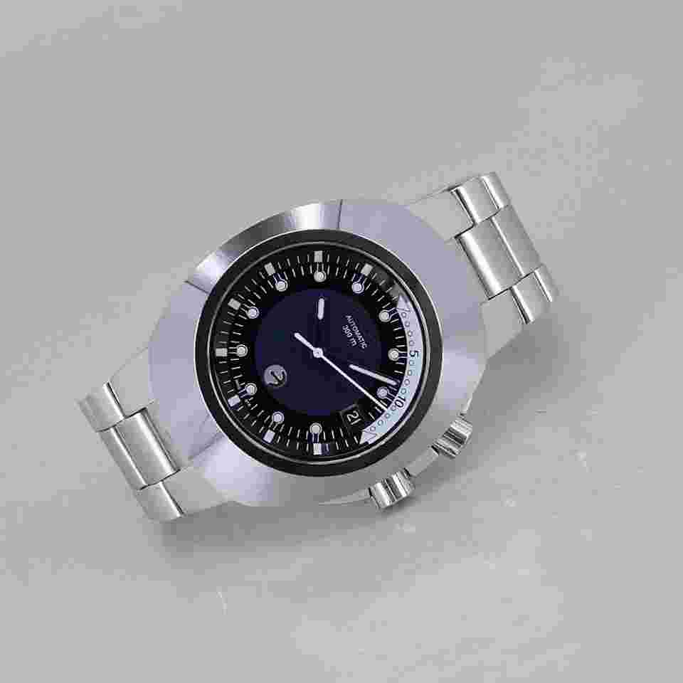 Rado Diastar
Original Diastar Diver Automatik Stahl/Tungsten Lünette Top Zustand