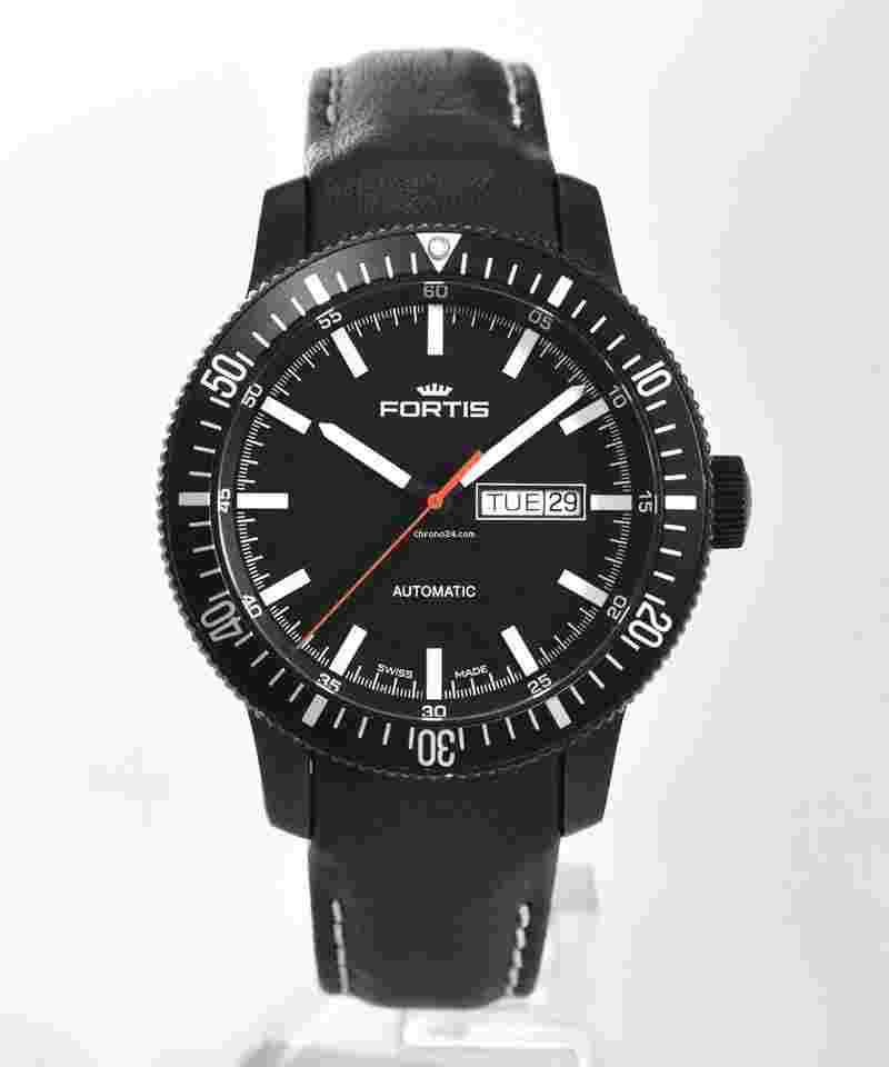 Fortis B-42 Monolith
Cosmonautis Monolith Day-Date Ref. 647.18.31