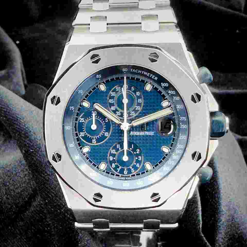 Audemars Piguet Royal Oak Offshore Chronograph
25721ST 'The Beast" Box & Papers
