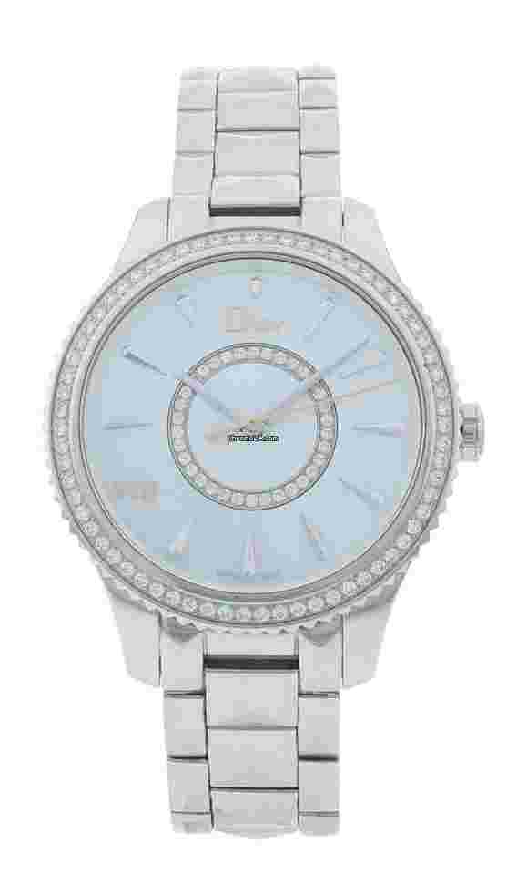 Dior VIII
Montaigne 32mm MOP Diamond Dial & Bezel Quartz Ladies Watch CD152111M001