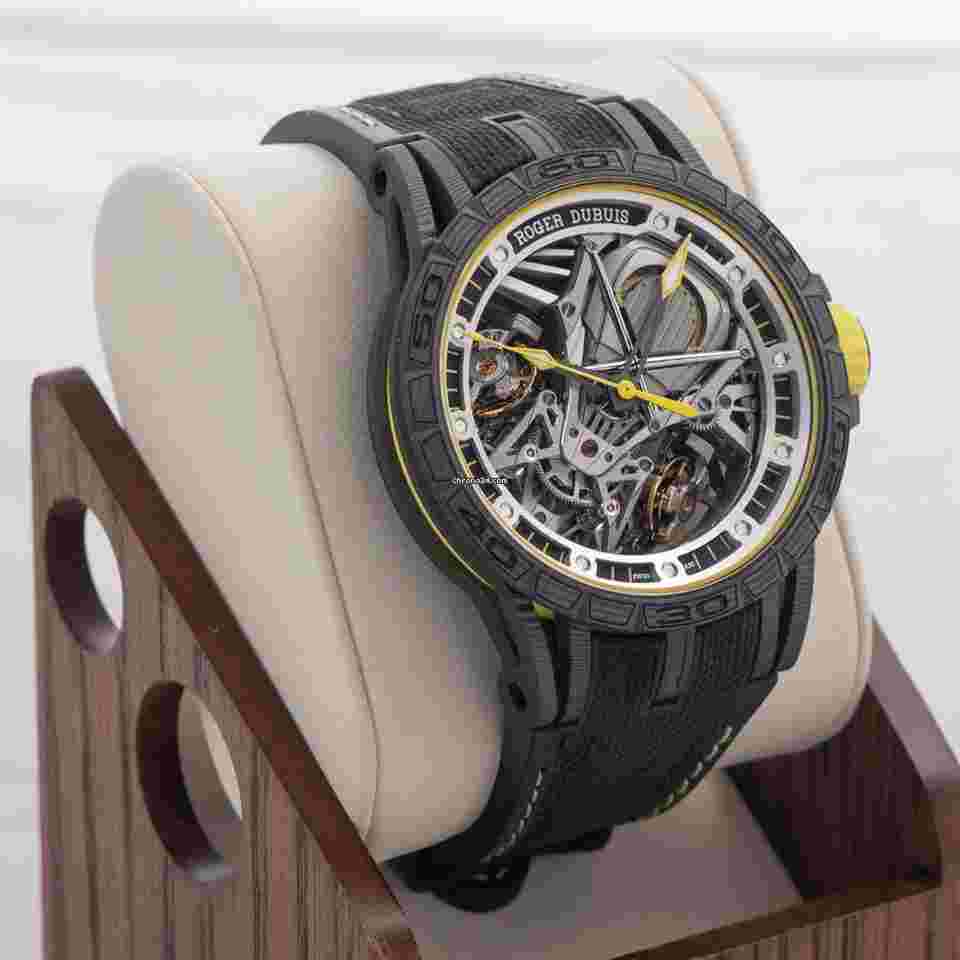 Roger Dubuis Excalibur
Spider Aventador S DBEX0613