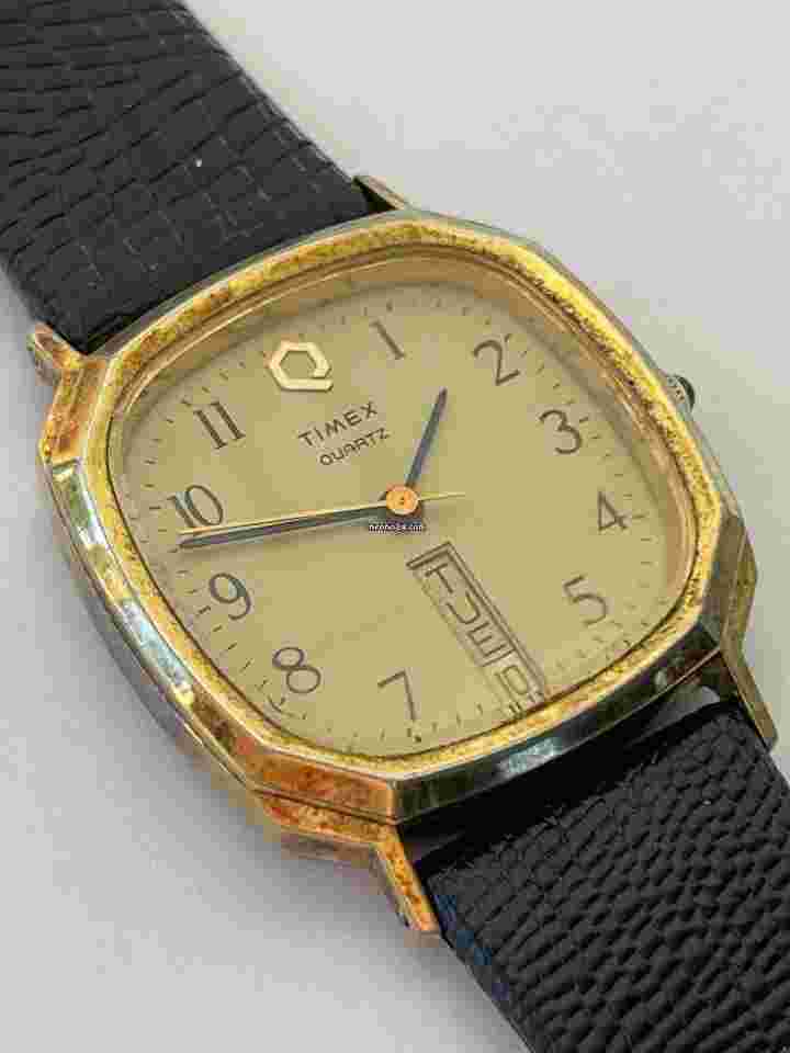 Timex
Calendar Day Date Vintage