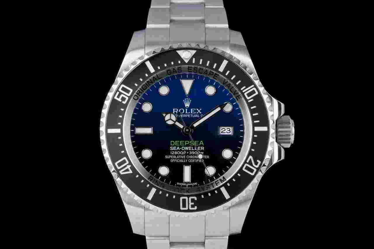 Rolex Sea-Dweller Deepsea
Sea-Sweller 116660 D-Blue Full Set 2015