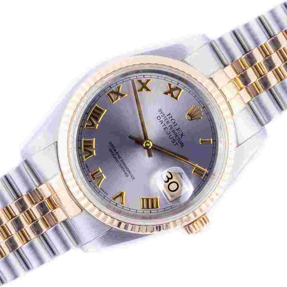 Rolex Datejust 36
Oyster Perpetual Datejust Silver Roman 16233 1996 (Full Set)