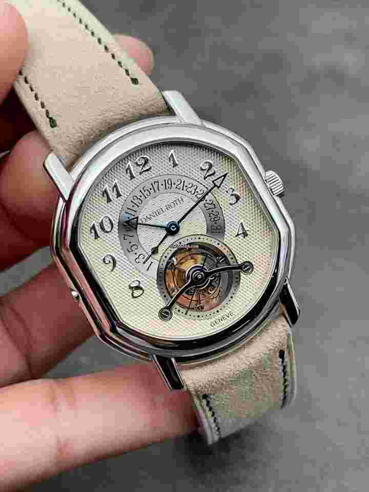 Daniel Roth
                           
                                 White gold mechanical watch 38.5X41.5MM.Tourbillon Retrograde Date