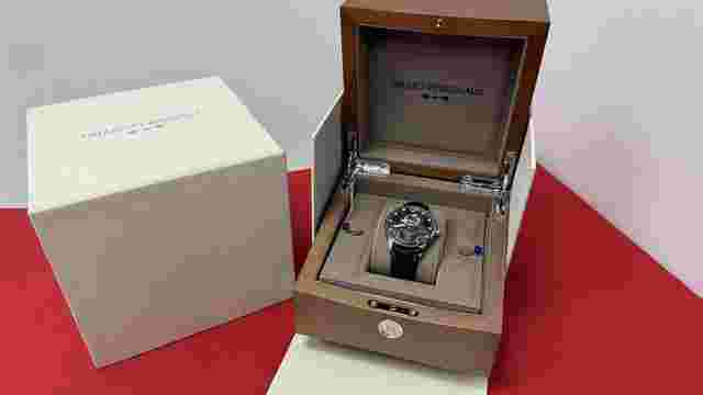 Girard Perregaux Free Bridge 44mm Full Set - Box + Papers - Ungetragen