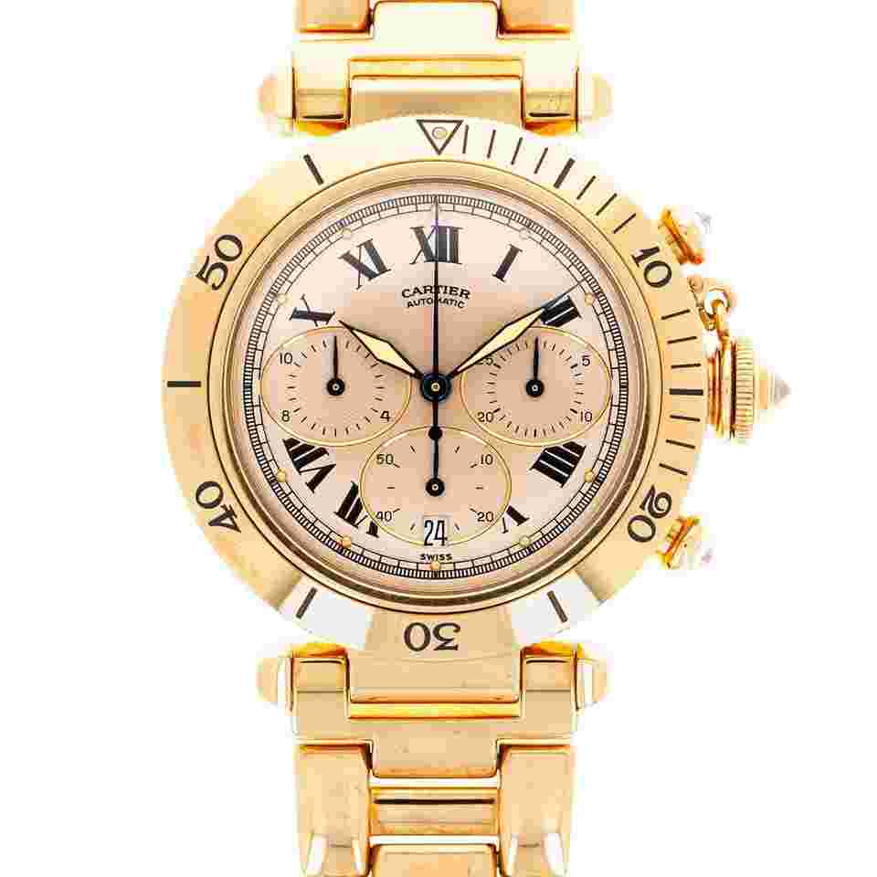 Cartier Pasha
Yellow Gold Pasha de Cartier Prongeur Ref. 2111