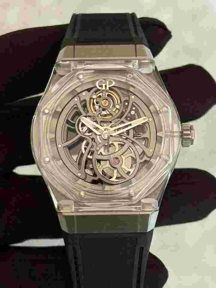 Girard Perregaux Laureato
Absolute Light Sapphire Skeleton 81071 Limited Edition 88 Titanium 44mm