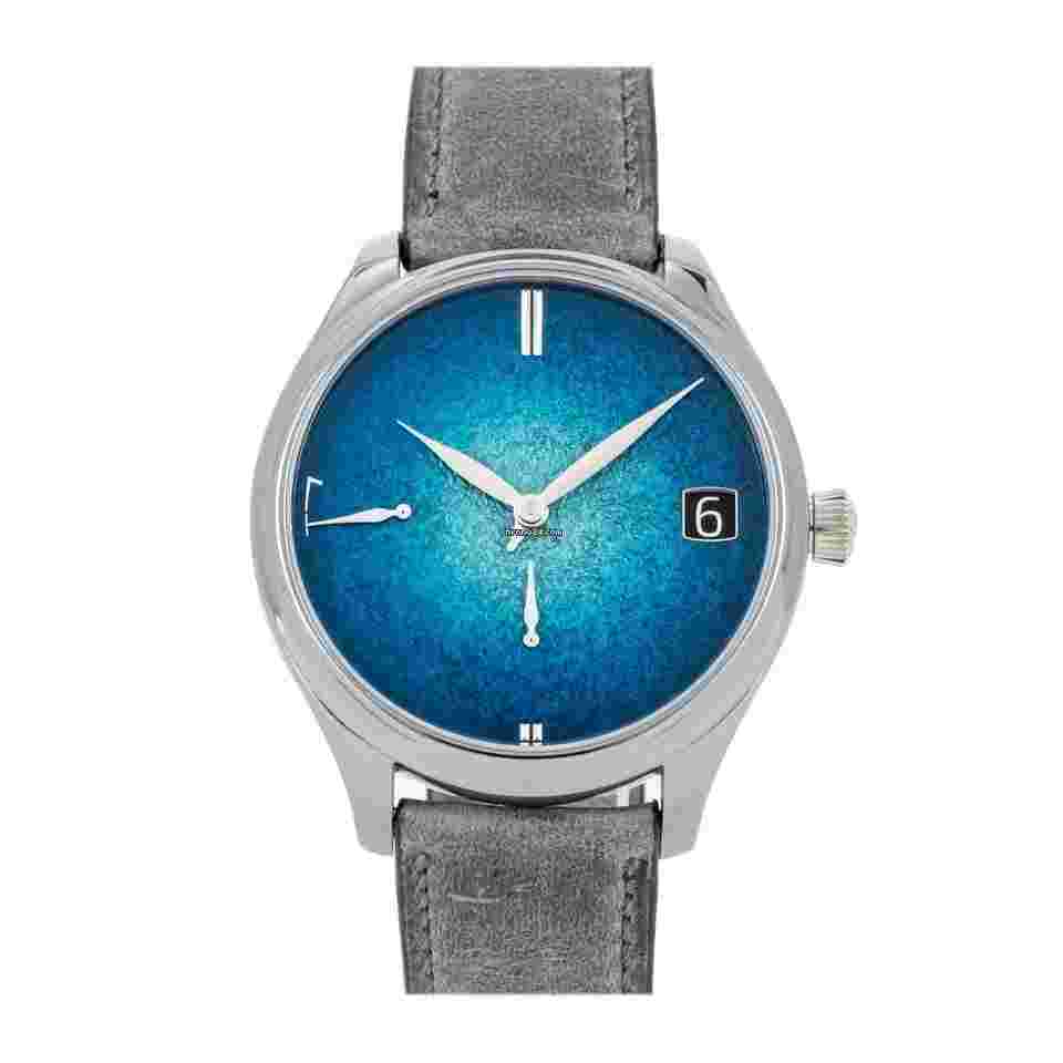 H.Moser & Cie. Endeavour
Perpetual Calendar 1800-2000