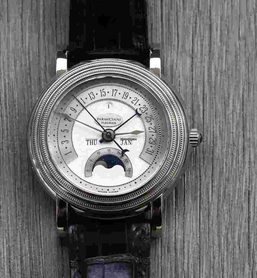 Parmigiani Fleurier Toric
Perpetual Calendar 18K White Gold PF000474 - Serviced