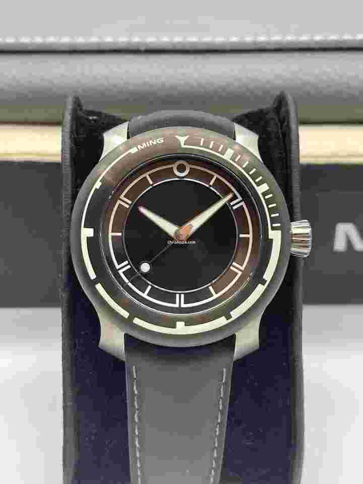 Ming
                           
                                 Diver 18.01 H41