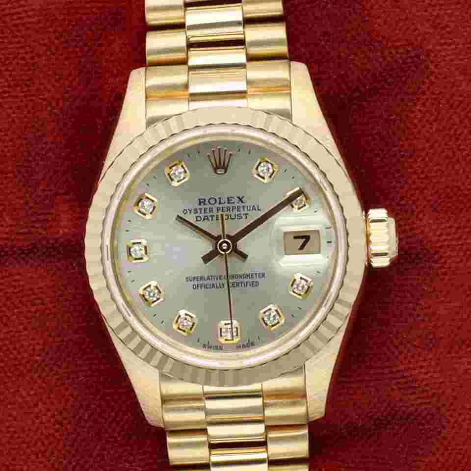 Rolex Lady-Datejust
26 / 69178 / 1993 / Box & Papers / 24 Months Warranty