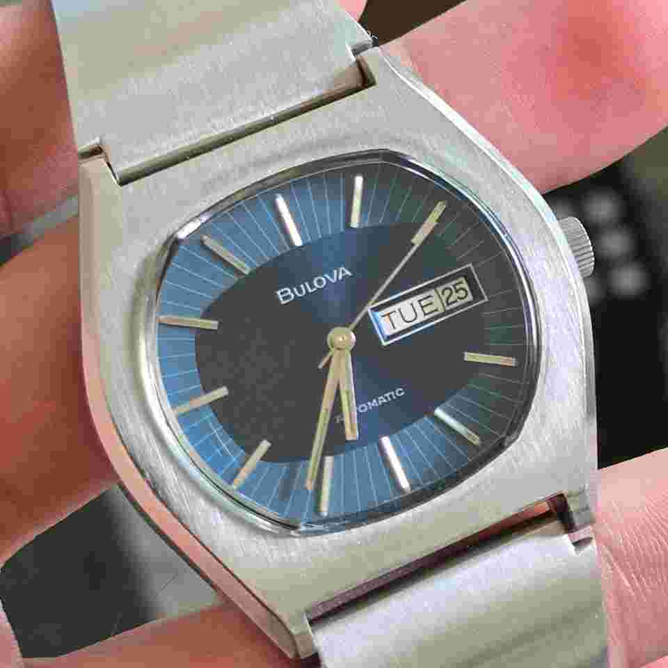 Bulova Clipper "AQ" Vintage men's automatic watch Two-tone dial serviced