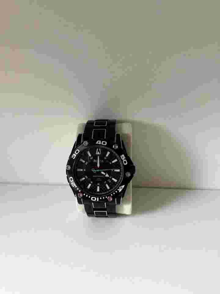 Bulova Precisionist 98B153