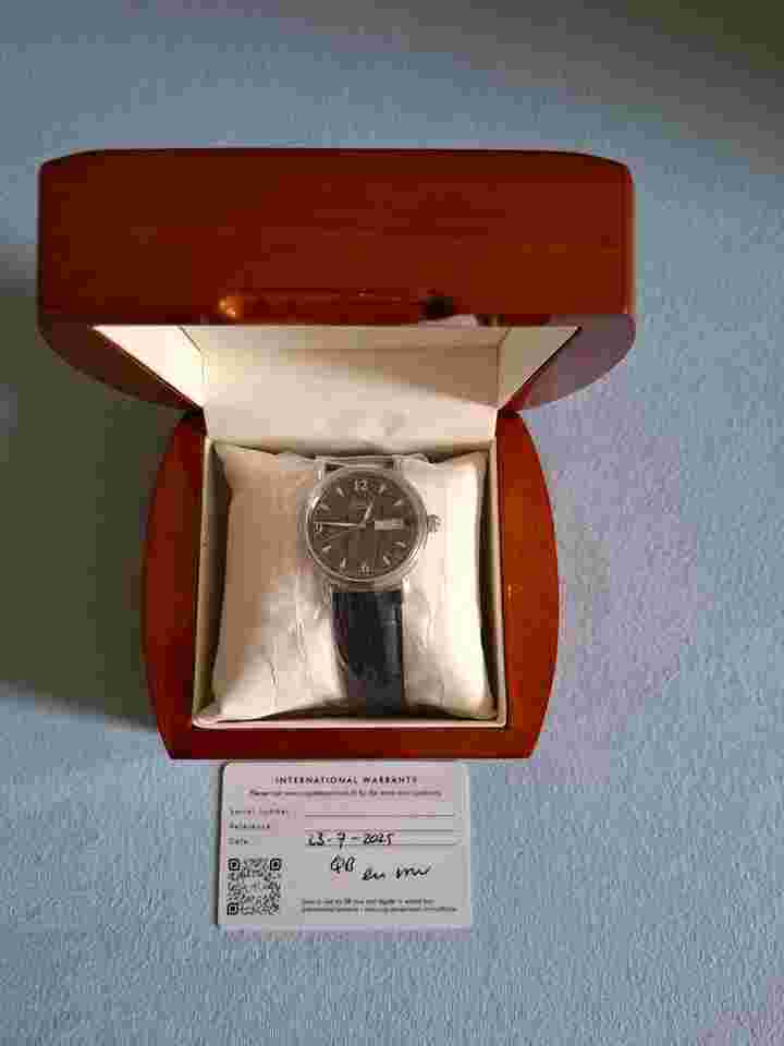 Auguste Reymond Elegance Q38 Swiss Quarz Mens Watch full set