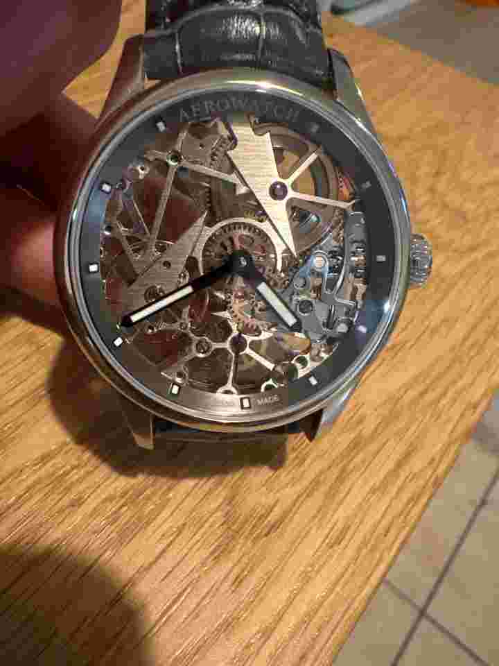 Aerowatch Renaissance Skeleton Fir Tree Neuve jamais porté sans boîte