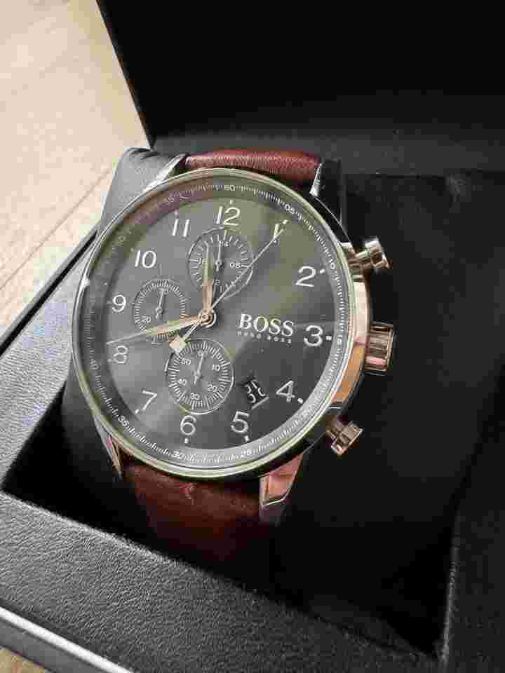 Hugo Boss Navigator Chronograph Leder inkl. Box & Papiere
