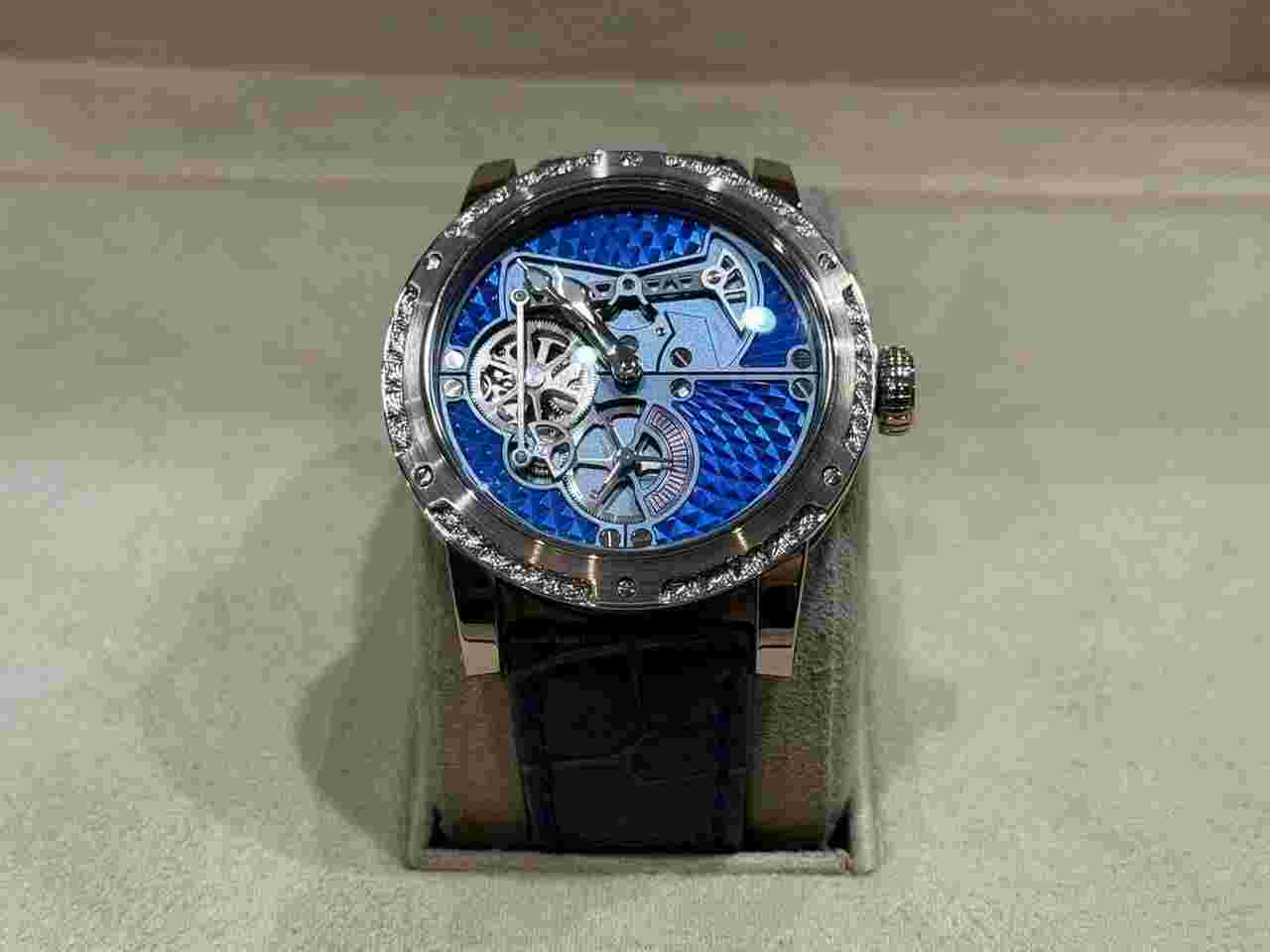 Louis Moinet Derrick Automation Unique Piece No.1/1 Whitegold handengraved (Oil-Pump) Full Set