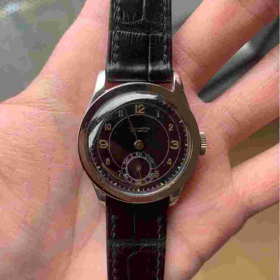 Movado Calatrava-style Borgel case small seconds