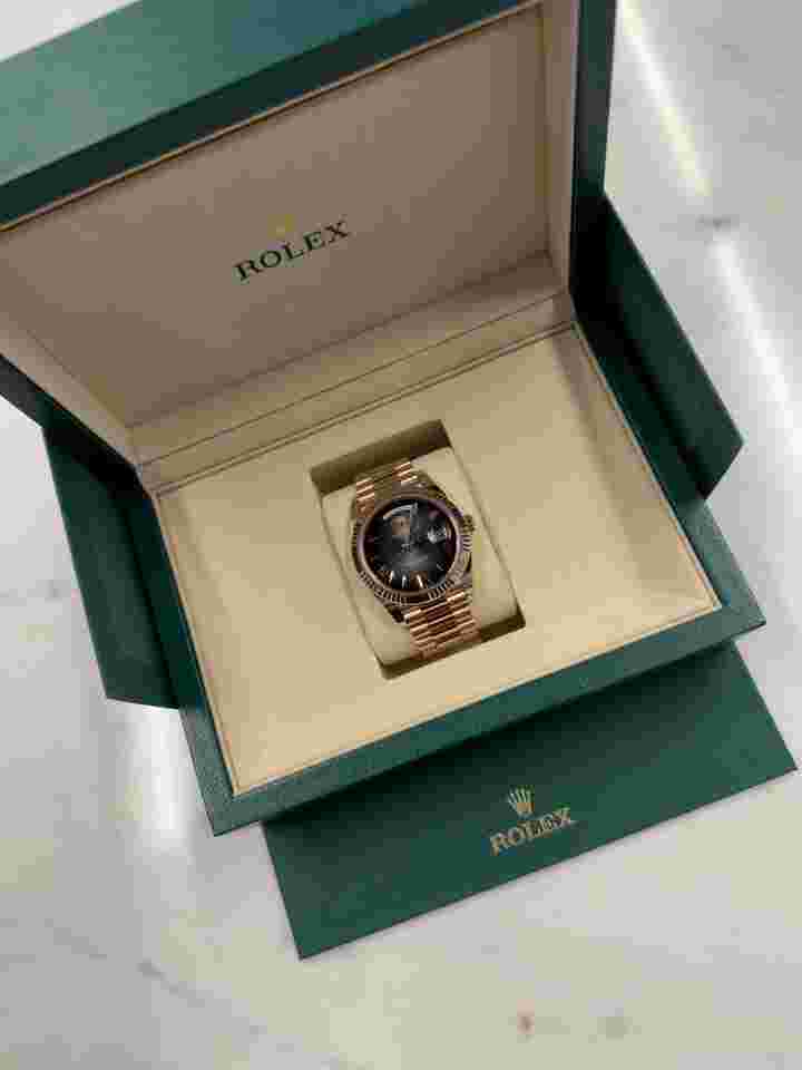 Rolex Day-Date 40 2024 40MM 228235 Ombré Oscars Dial