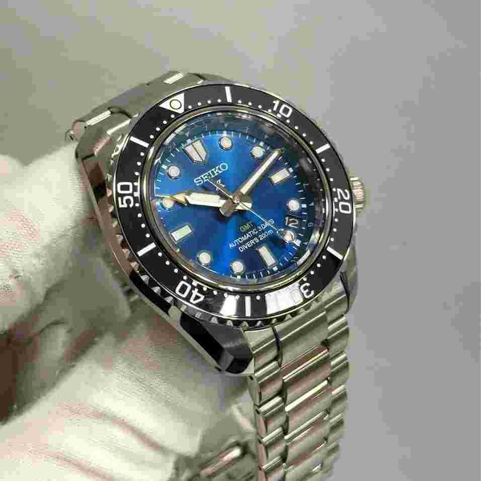 Seiko Prospex U.S. Limited Edition GMT Prospex Full Set