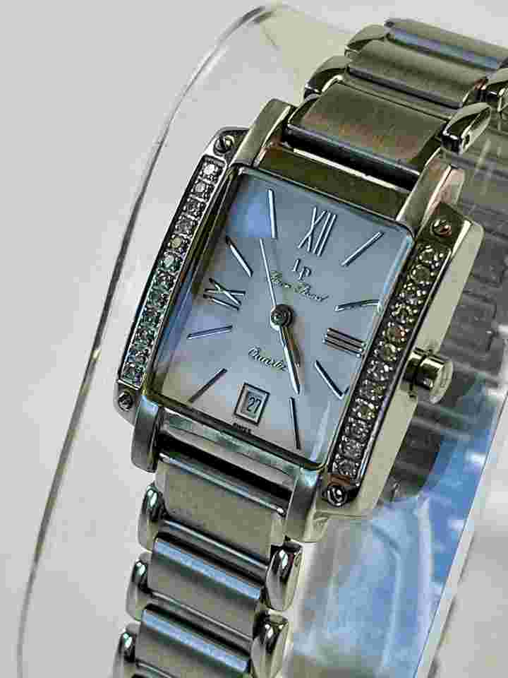Lucien Piccard Rectangular Calendar Date Diamond Dial Stainless Steel Bracelet Ref. 26006 Vintage Swiss Made