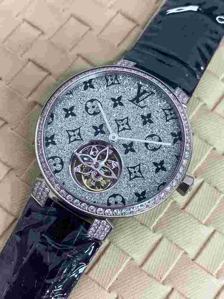Louis Vuitton Tambour Naked | Unworn
