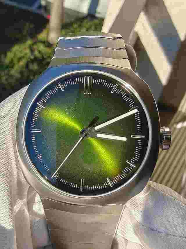 H.Moser & Cie. Streamliner Centre Seconds Matrix Green New version/Hidden Logo/New movement