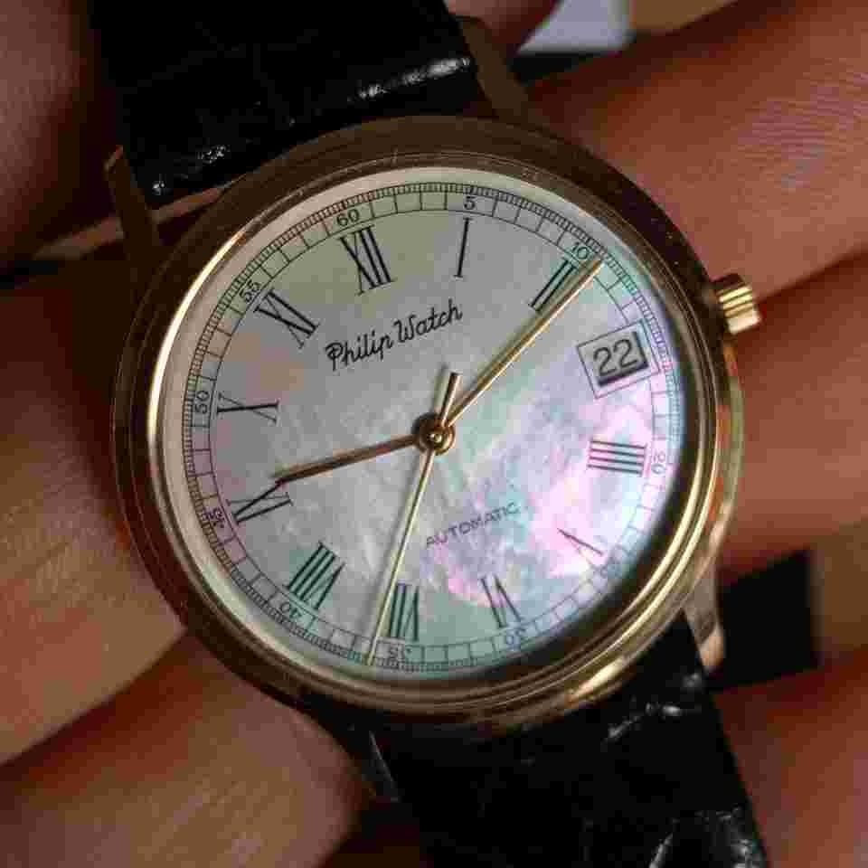 Philip Watch Lady Ø 32 mm Solid Gold 18K YG - Automatic