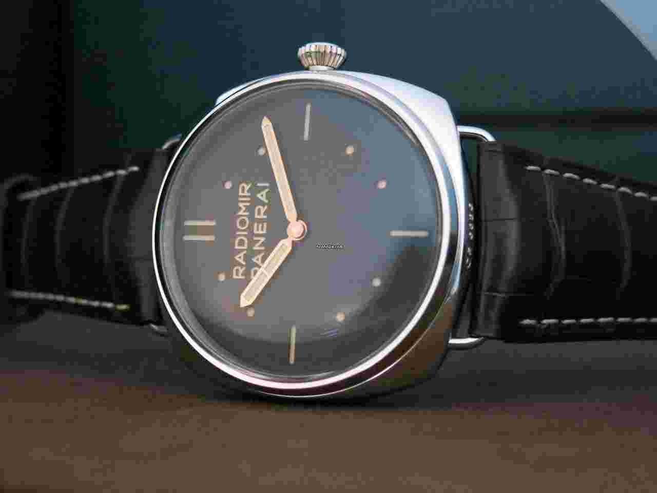 Panerai Radiomir
Platinum PAM 373 Special Edition