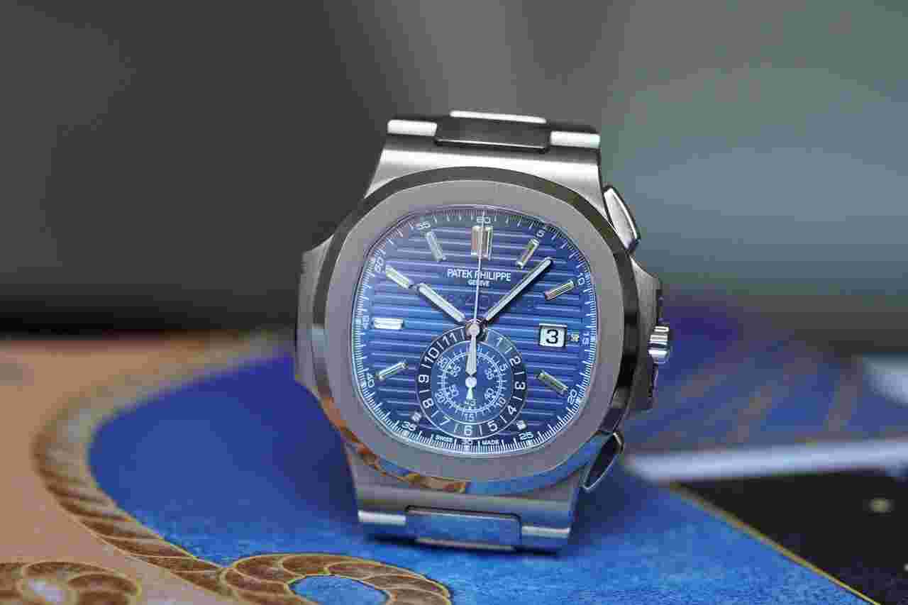 Patek Philippe Nautilus
40th Anniversary Chronograph Ltd Edition - 5976/1G