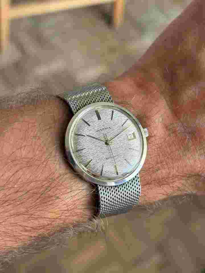 Juvenia Slimatic Extra-slim case