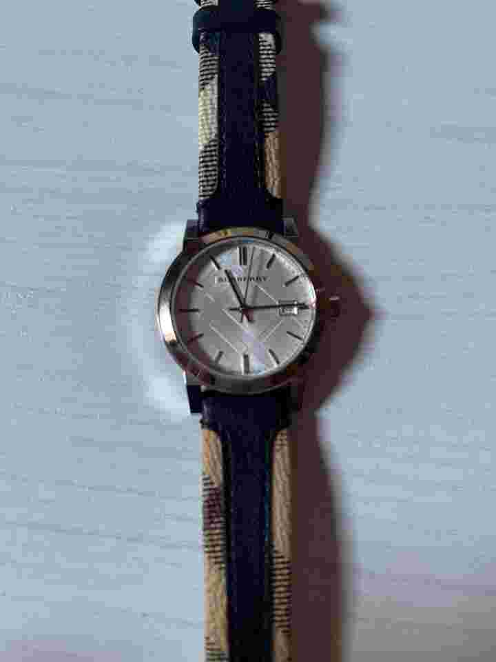 Burberry City White Dial Leather Men's Burberry The Watch