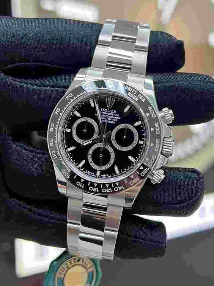 Rolex Daytona
Black 40mm