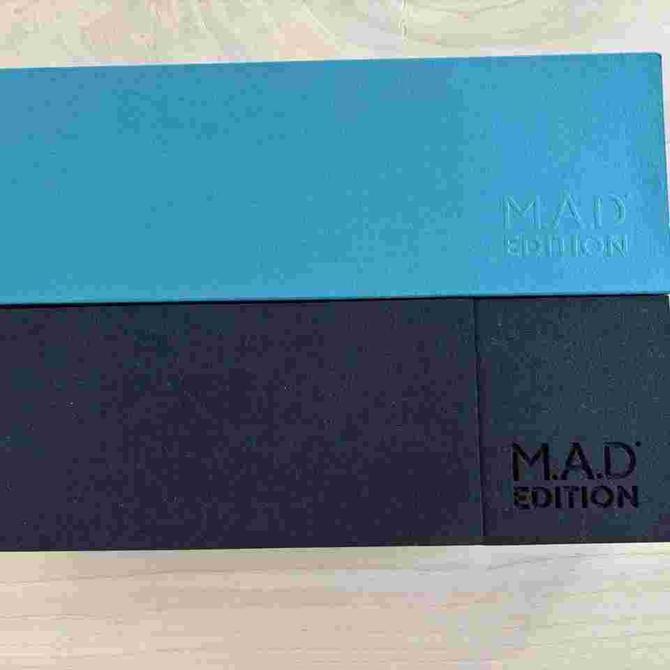 M.A.D. Editions 1 Edition Nieuwstaat. Nooit gedragen.
