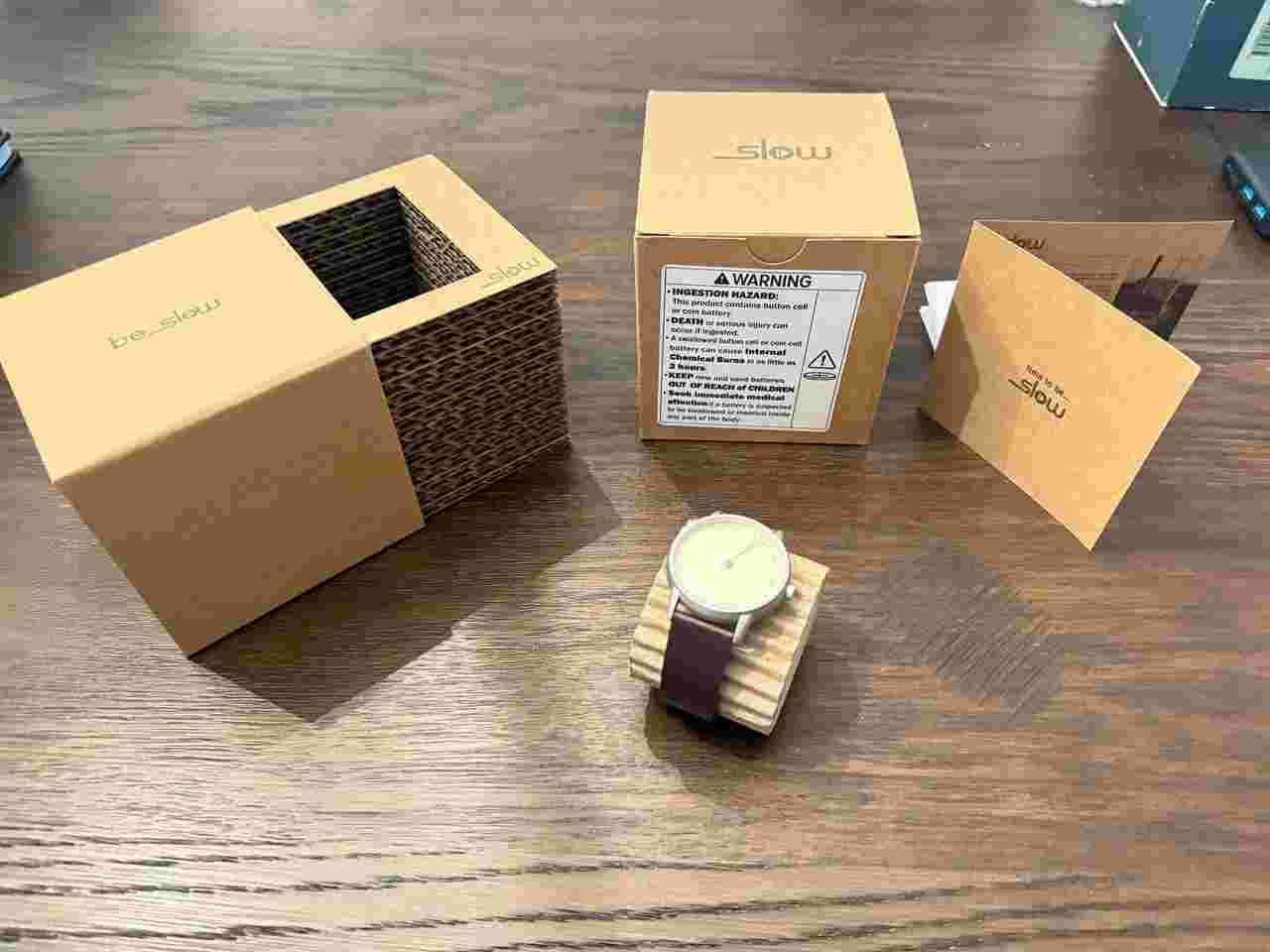 Slow ROUND 24-hr creme dial