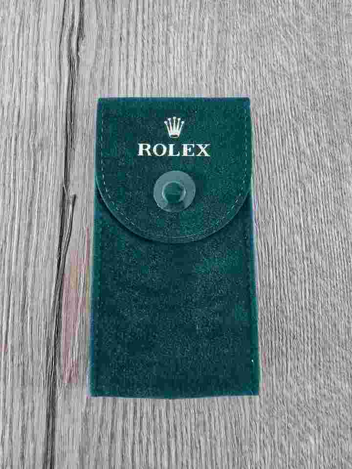 Rolex Travelpouch Groen travel pouch Rolex travel pouch groen eventueel 30 stuks beschikbaar.