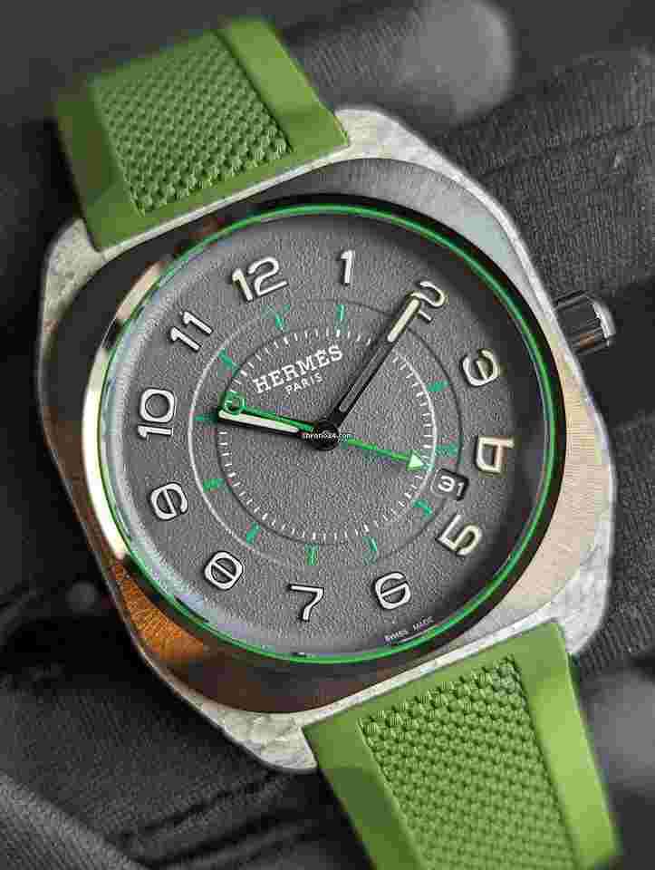 Hermès
H08