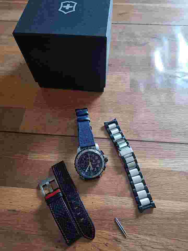 Victorinox Swiss Army Alpnach Automatic Chronograph Stainless Mens Watch Victorinox Alpnach